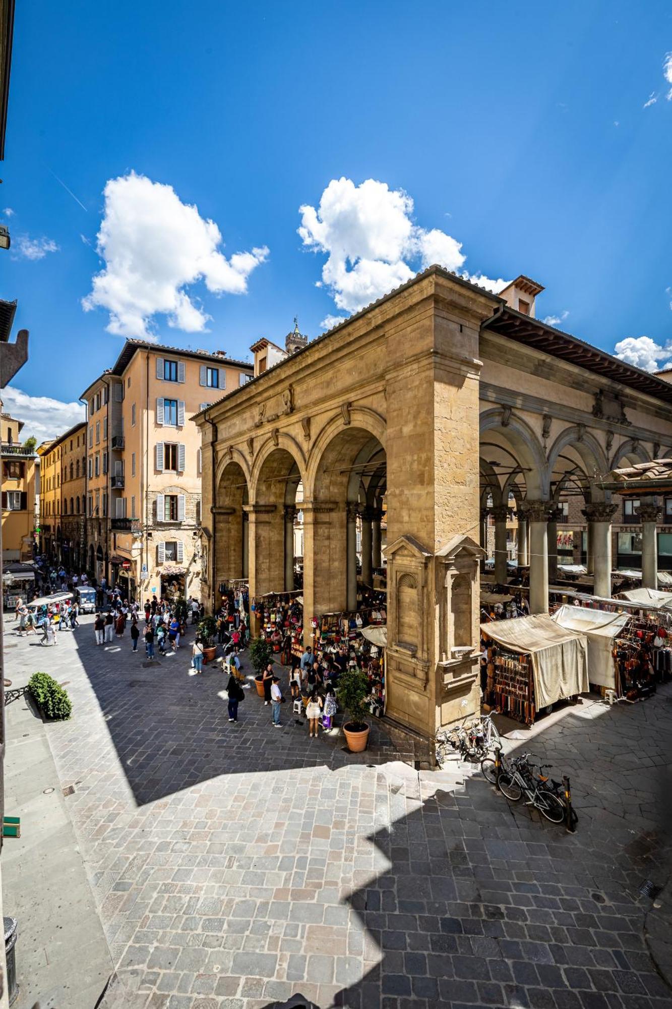 La Loggia Del Porcellino * Florence