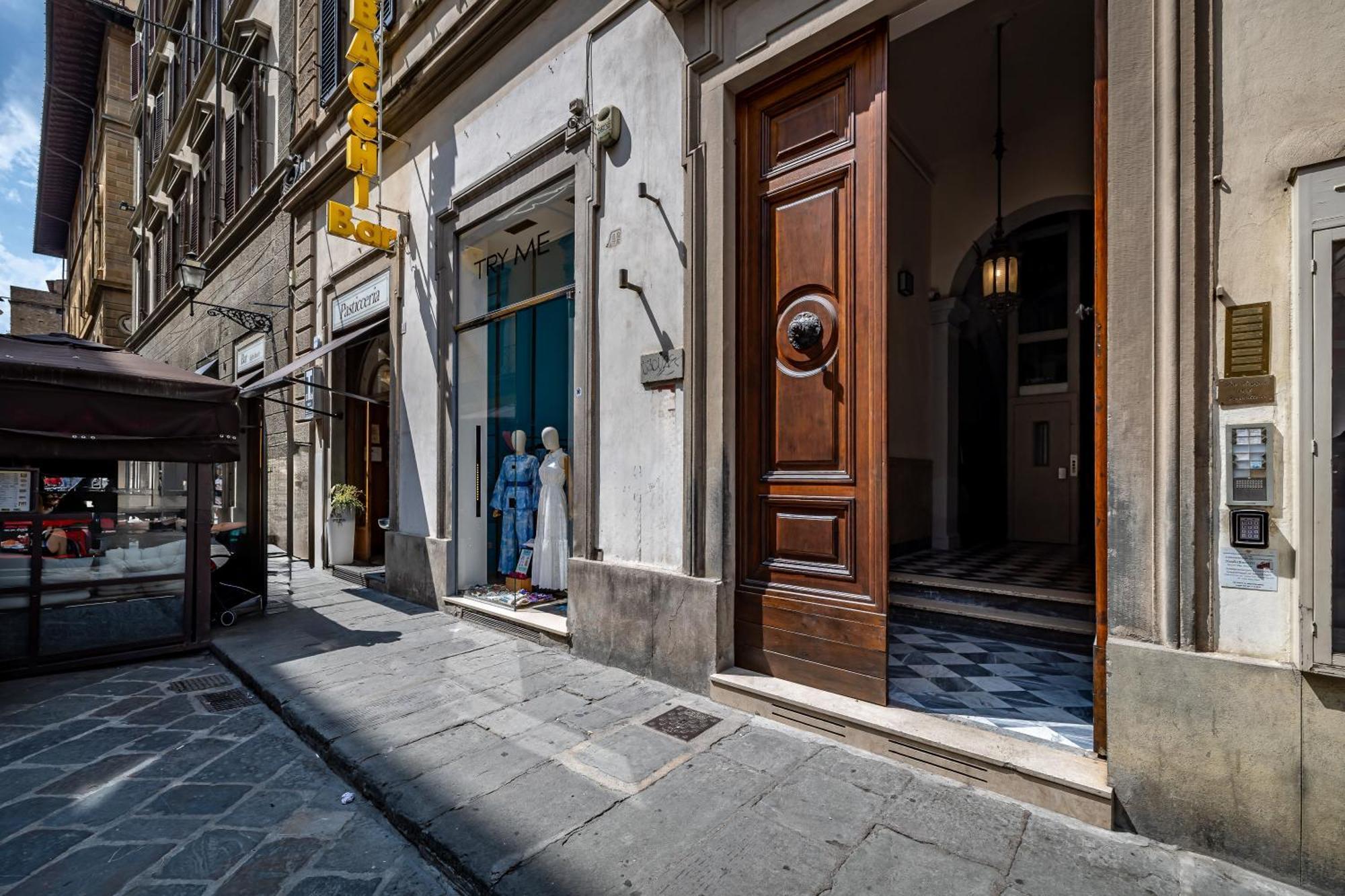 La Loggia Del Porcellino * Firenze